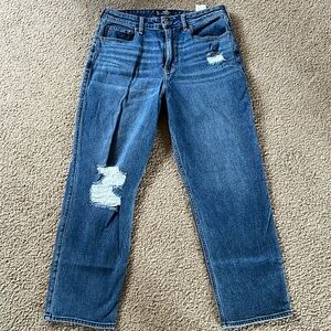 Hollister Ultra High Rise Vintage Straight Jeans